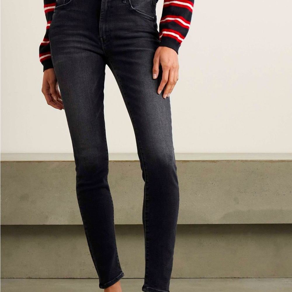 Mother Jeans, The Looker, Grand Sophie. Size 28.